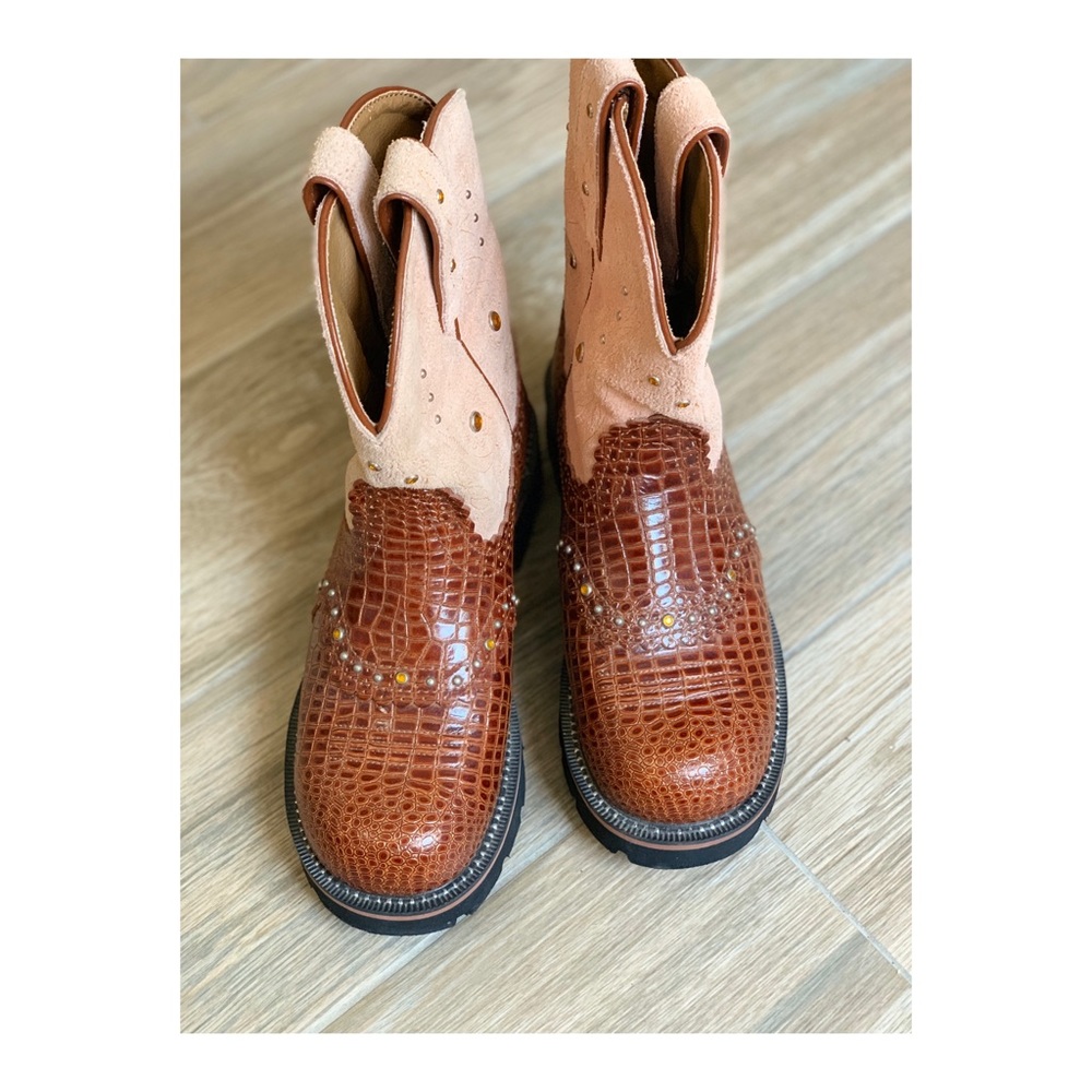 Ariat Pink suede/crocodile Fat Baby Boots 6